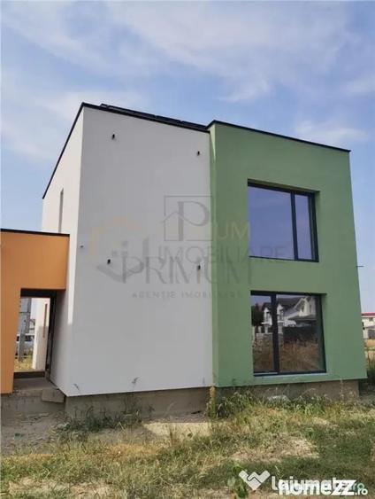 Casă cu 4 camere cu Teren 388 Mp în Moșnița Nouă