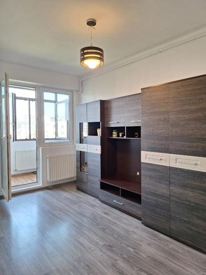 Apartament de vanzare - 3