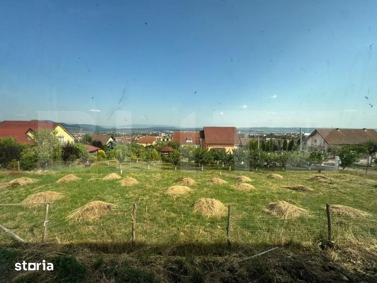 Casă cu 3 camere decomandat cu Teren 600 Mp în Central
