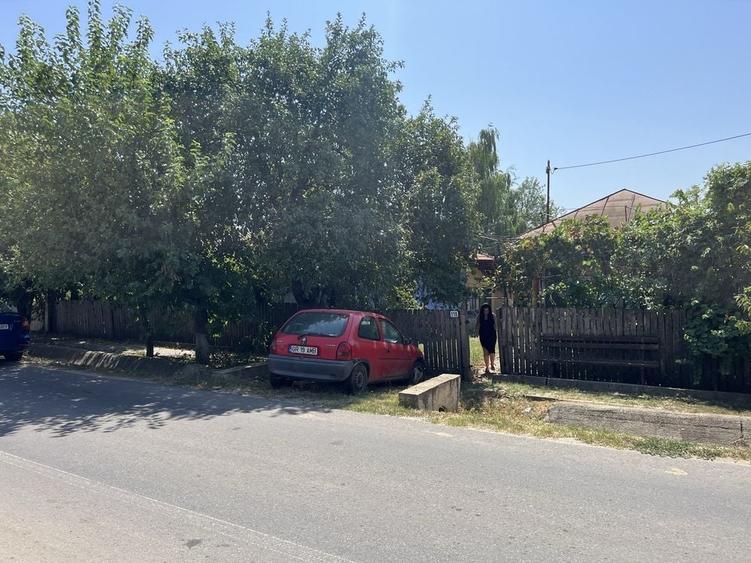 Casă cu 3 camere în Călugăreni