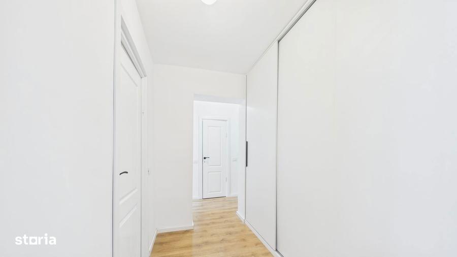 Apartament cu 3 camere semidecomandat în Pantelimon
