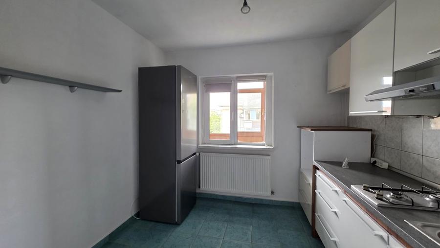Apartament cu 2 camere decomandat, mobilat în Soarelui