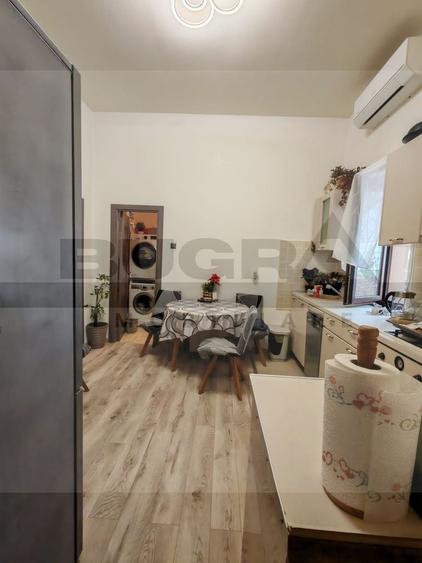 Apartament cu 3 camere semidecomandat, mobilat în Central