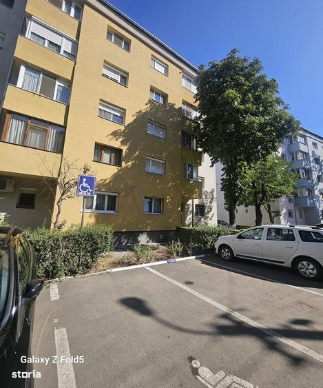 Apartament cu 2 camere decomandat în Nufărul