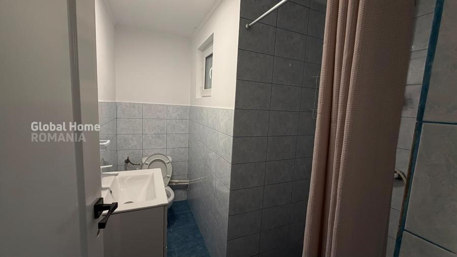 Casă individuală cu 5 camere cu Canalizare în Chitila