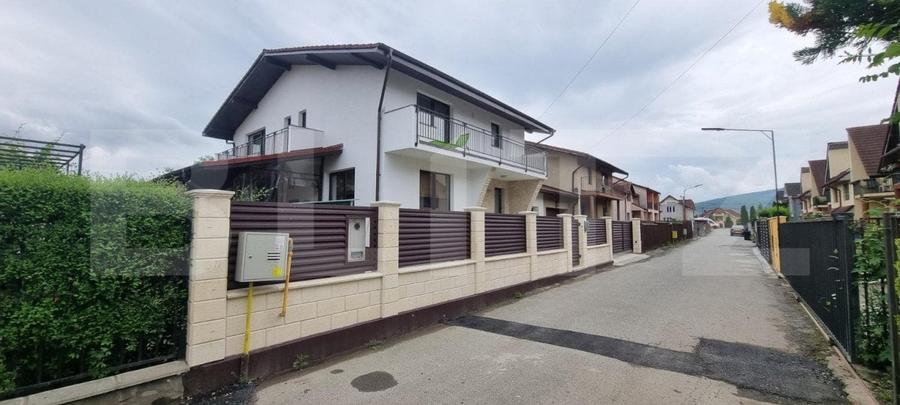 Casă individuală cu 4 camere cu Garaj în Unirea