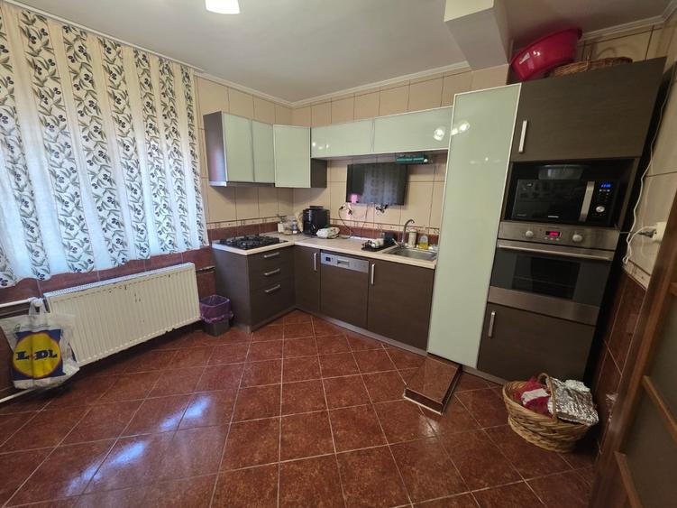 Apartament cu 2 camere decomandat în Vitan Mall