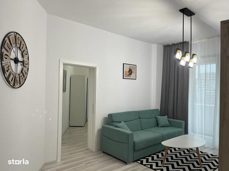 Apartament cu 3 camere decomandat în Păcii