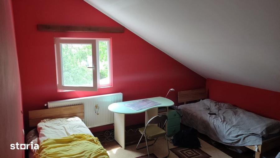 Casă cu 4 camere cu Teren 2600 Mp în Sânpaul