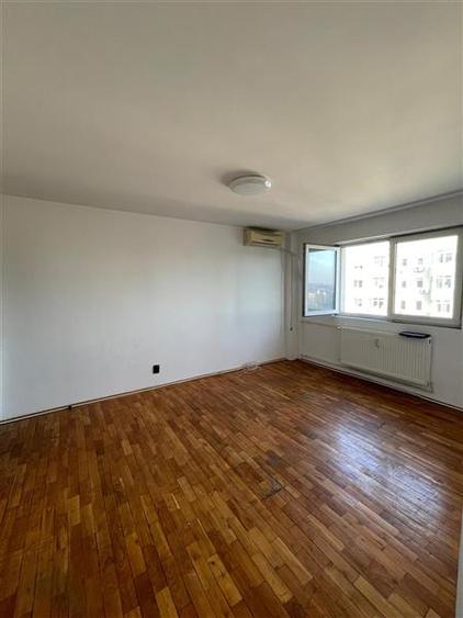 Apartament cu 2 camere semidecomandat în Pantelimon