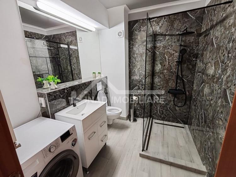 Apartament cu 3 camere semidecomandat, mobilat în Mărăști