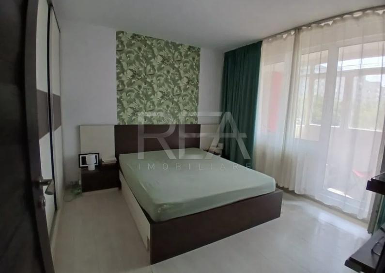 Apartament cu 3 camere decomandat, mobilat în Drumul Taberei