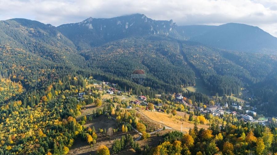 Teren Construcții intravilan de 7785 mp, în Durău