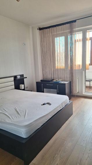 Apartament cu 2 camere decomandat în Poeni