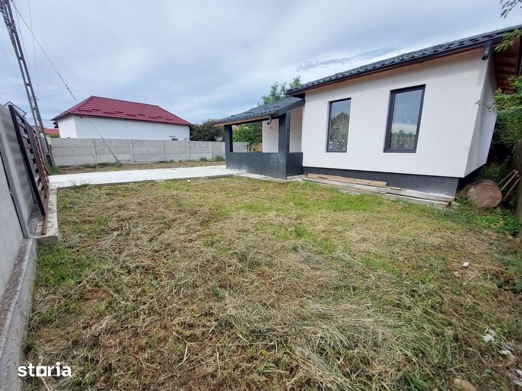 Casă cu 3 camere cu Teren 300 Mp în Central