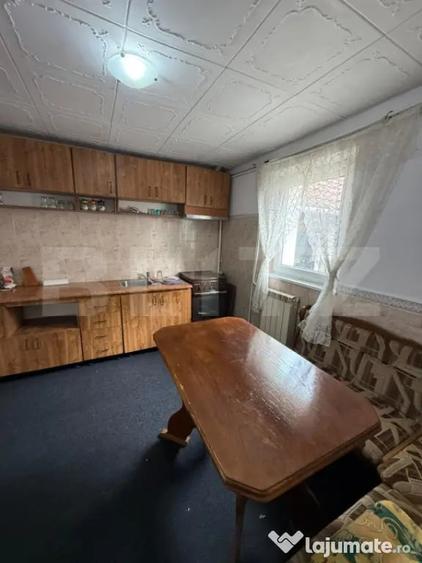 Casă cu 4 camere cu Teren 667 Mp în Victoria