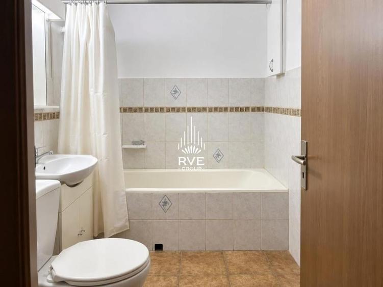Garsonieră în Vatra Luminoasă