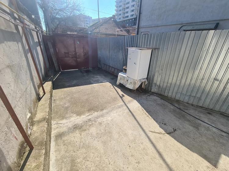 Casă cu 1 camere cu Teren 36 Mp în Central