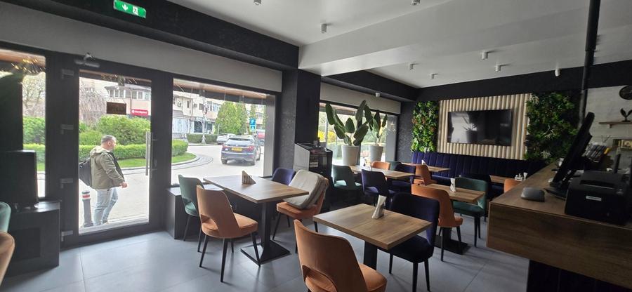 Spațiu comercial, de 200 mp, în Ultracentral
