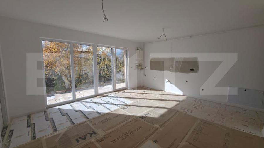 Apartament cu 3 camere decomandat în Calea Moldovei