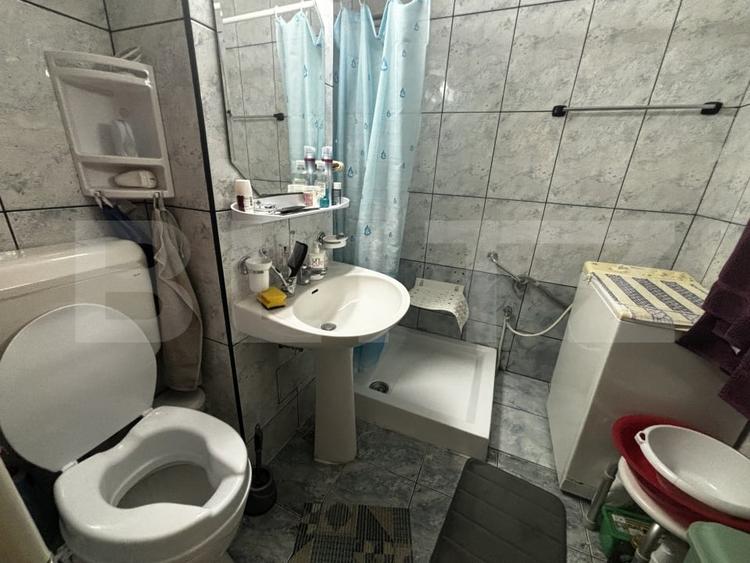 Apartament cu 2 camere semidecomandat, mobilat în Micro 16