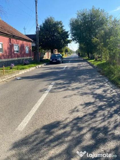 Teren de 10198 mp, în Bujac