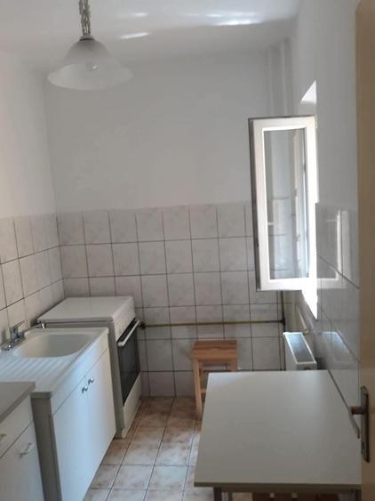 Garsonieră decomandată în Kiriac