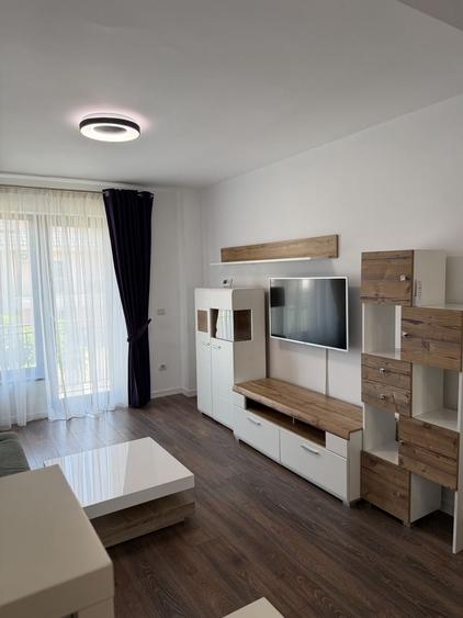 Apartament cu 2 camere în Tractorul