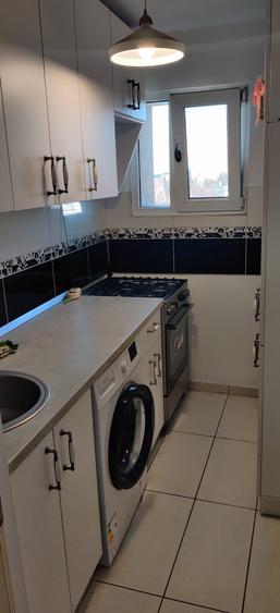 Apartament cu 2 camere nedecomandat în Berceni