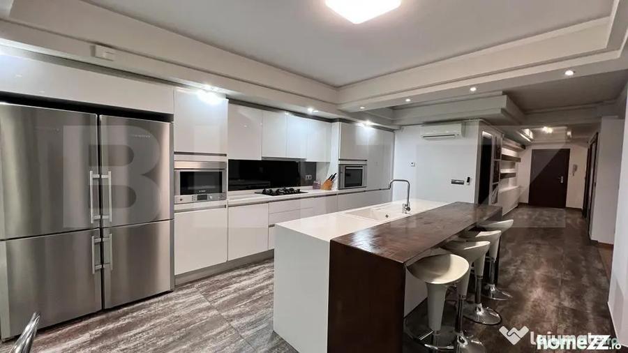 Apartament cu 4 camere decomandat, mobilat în 1 Mai