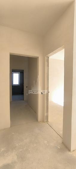 Apartament cu 3 camere decomandat în Baciu