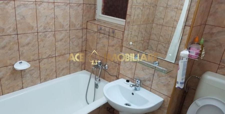 Apartament cu 2 camere decomandat, mobilat în Eroii Revoluției