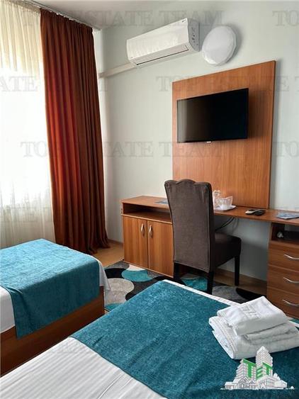 Hotel/Pensiune, de 4,535 mp, în Central