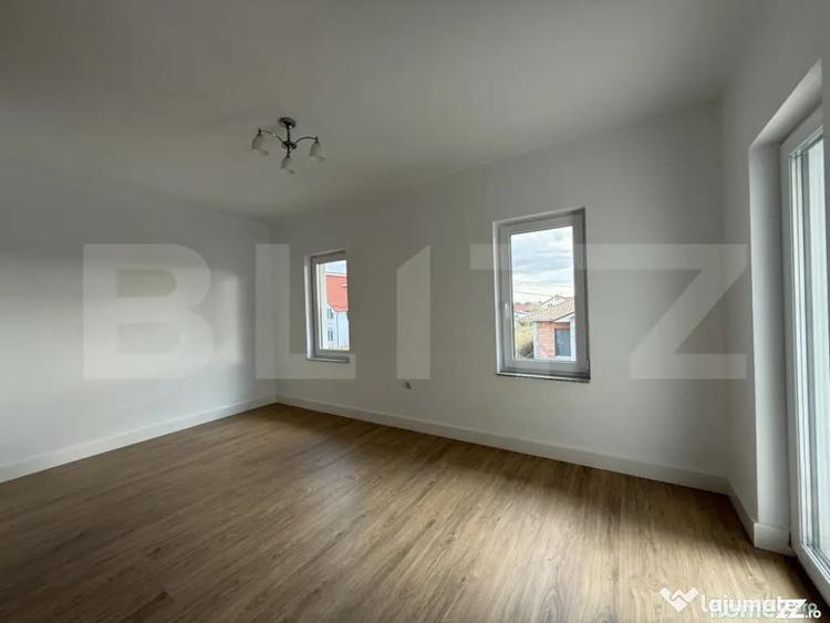 Casă cu 4 camere cu Teren 390 Mp în Botiz