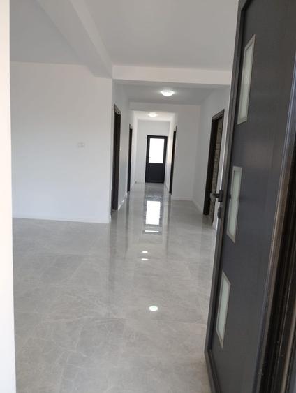 Casă cu 4 camere cu Teren 455 Mp în Câmpineanca