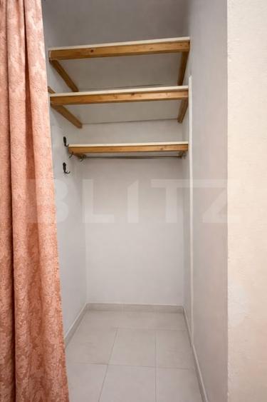 Apartament cu 3 camere decomandat, mobilat în Sângeorgiu de Mureș