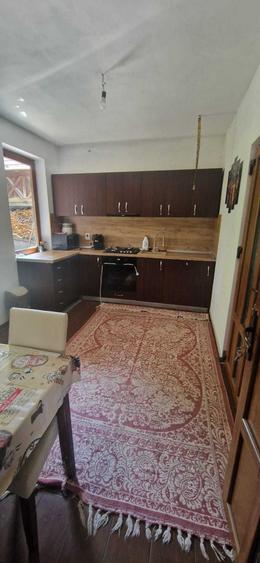 Casă cu 3 camere în Ibănești