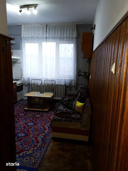 Apartament cu 2 camere decomandat în Gruia