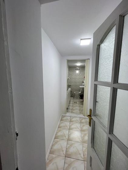 Casă cu 3 camere în Central
