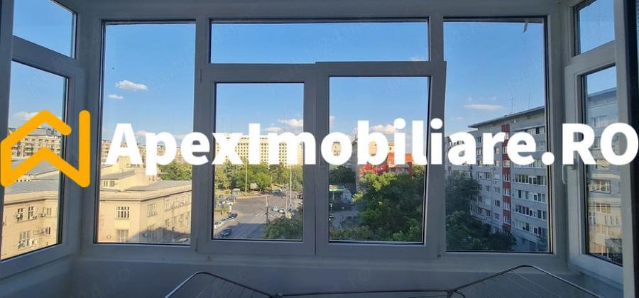 Apartament cu 3 camere semidecomandat în Gara de Nord