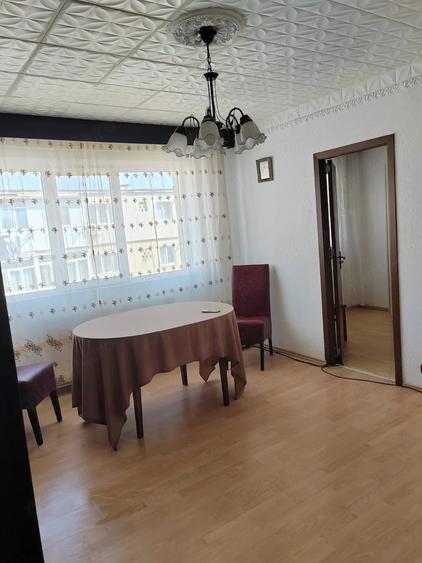 Apartament cu 2 camere nedecomandat în Central