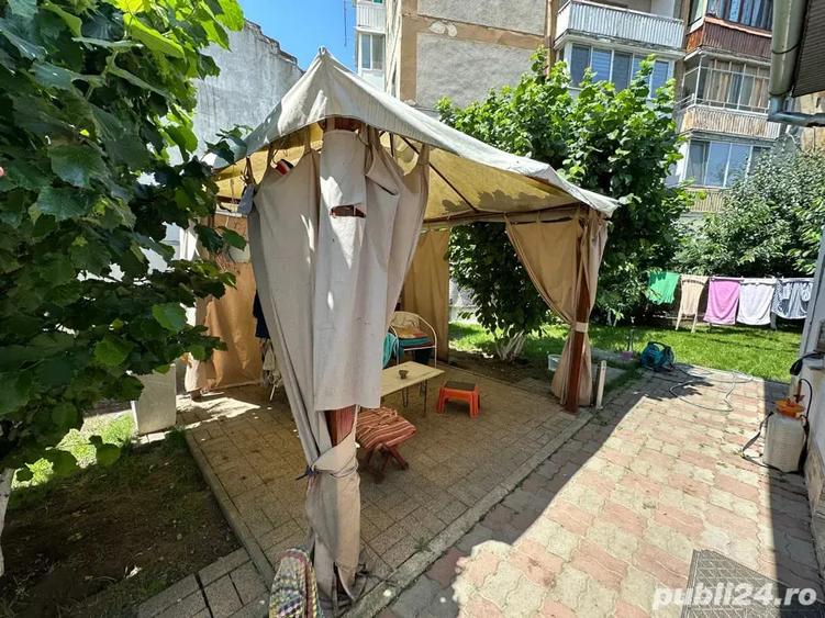 Casă cu 3 camere cu Teren 250 Mp în Central