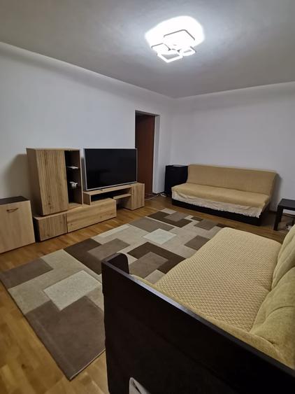 Apartament cu 2 camere semidecomandat în Dristor