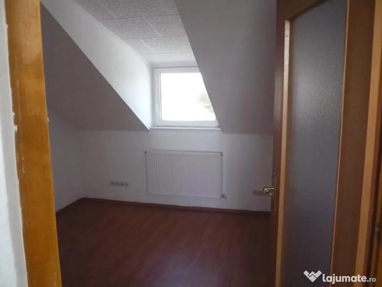 Spațiu comercial, de 950 mp, în Central