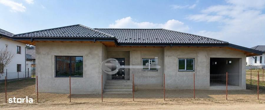 Casă cu 3 camere cu Teren 459 Mp în Miroslava