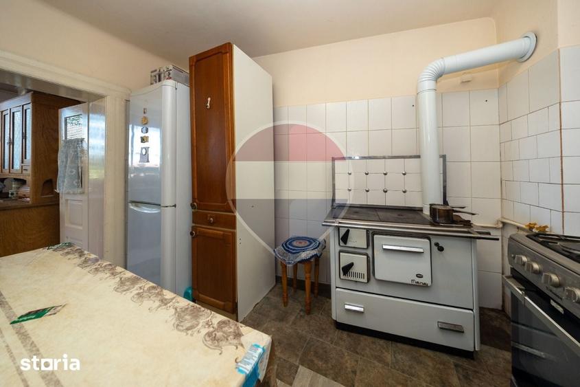 Casa saseasca autentica in Sacele teren 1.900 mp ?i livada - 12