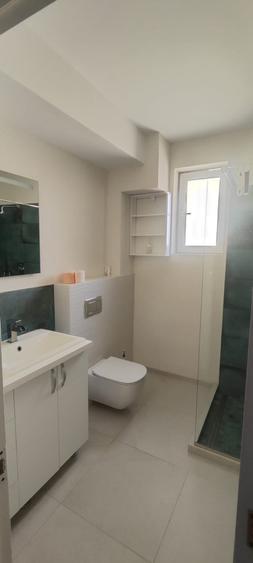 Apartament cu 2 camere decomandat, mobilat în Europa