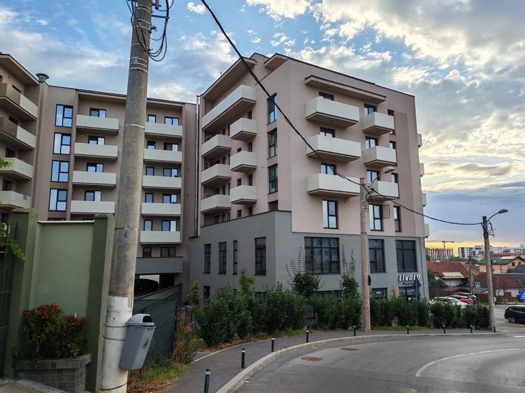 Apartament cu 2 camere nedecomandat în Central