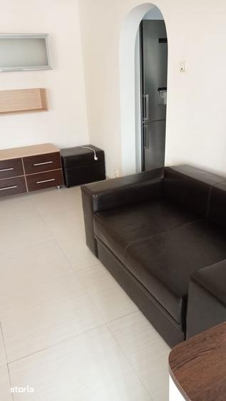 Apartament cu 3 camere în Dristor