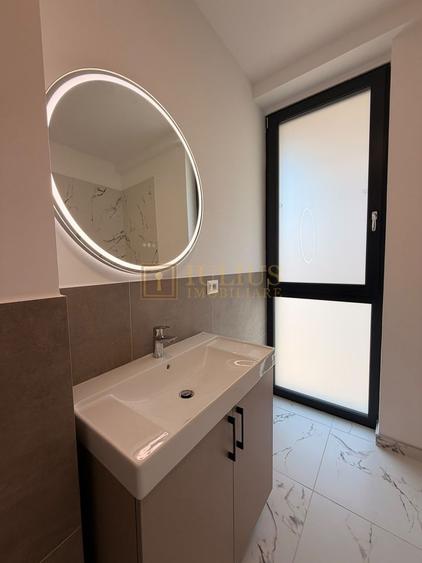 Apartament cu 2 camere decomandat în Torontalului